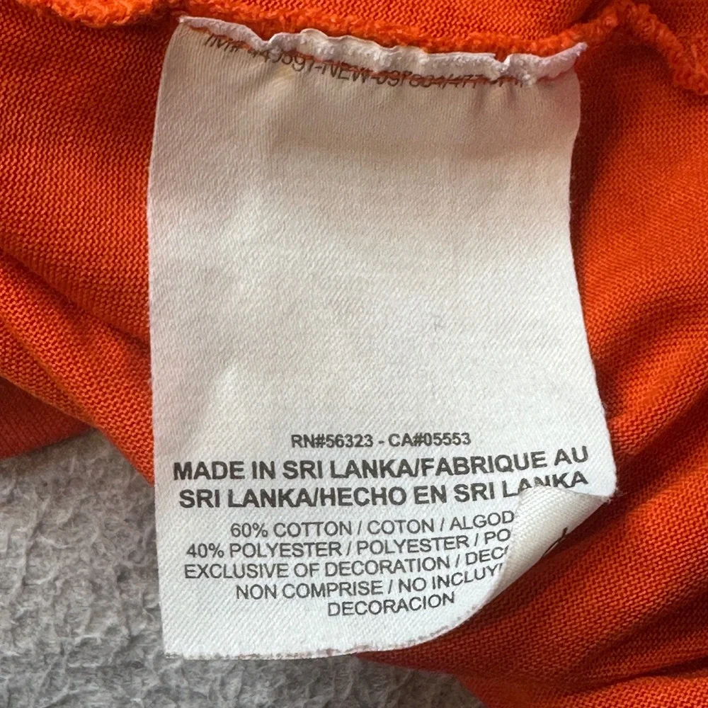 Nike‎ Shirt Mens M Orange Dri-FIT Short Sleeve Graphic Tee 705186-891 Swoosh